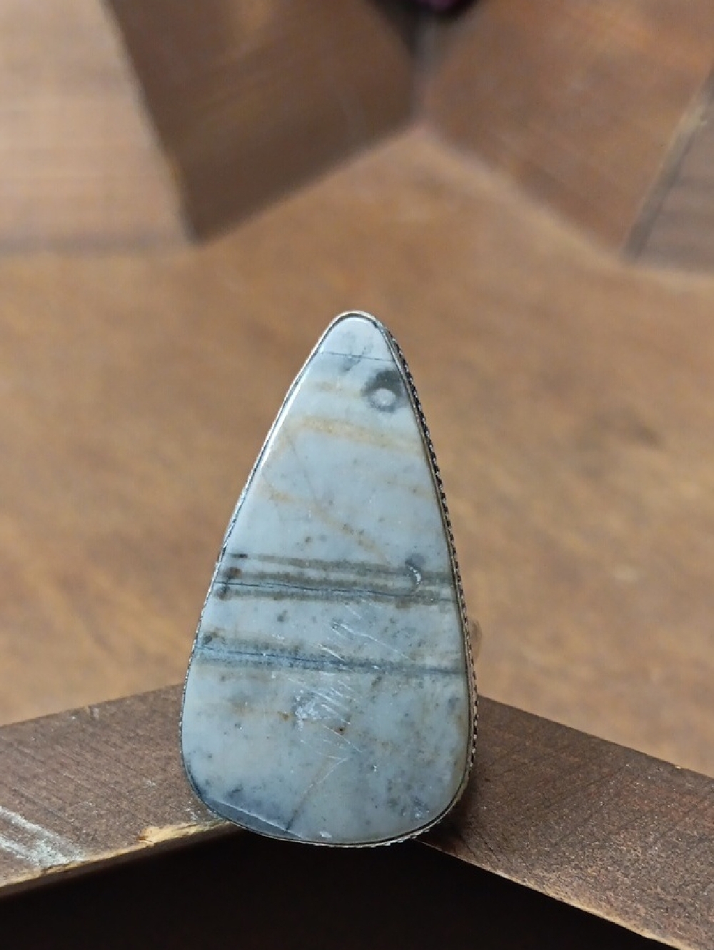 Stone Teardrop Ring in White and Gray